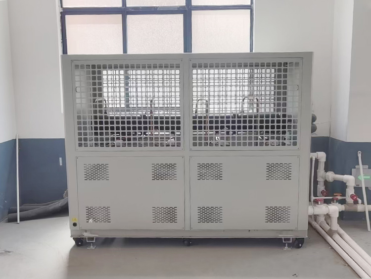 制冷机组