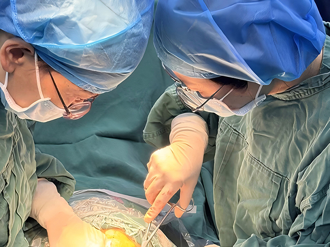 新一代腹膜外剖宫产技术，开启无“腹”担恢复新时代
