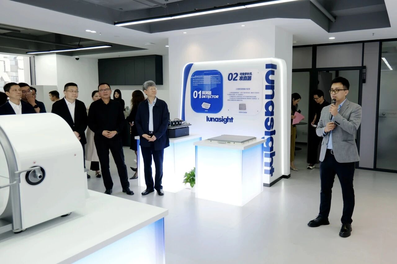 党旗领航“双轮驱动”  产业攻坚跑出“加速度” ——湘江国投产业培育、资本招商党员突击队工作纪实