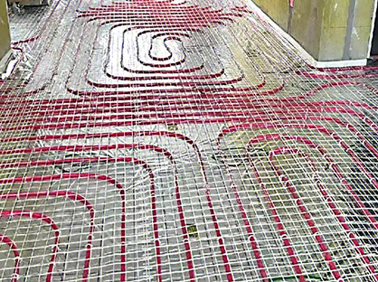 泥工进场与地热