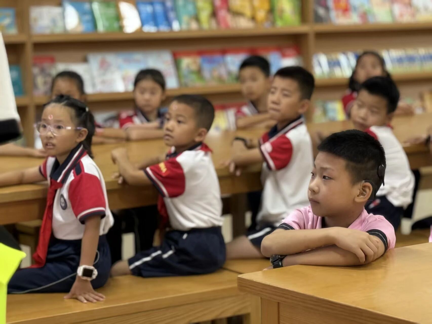 活动案例 ｜ 书香融暖意，感恩伴夜读——东站小学图书馆奇妙夜活动